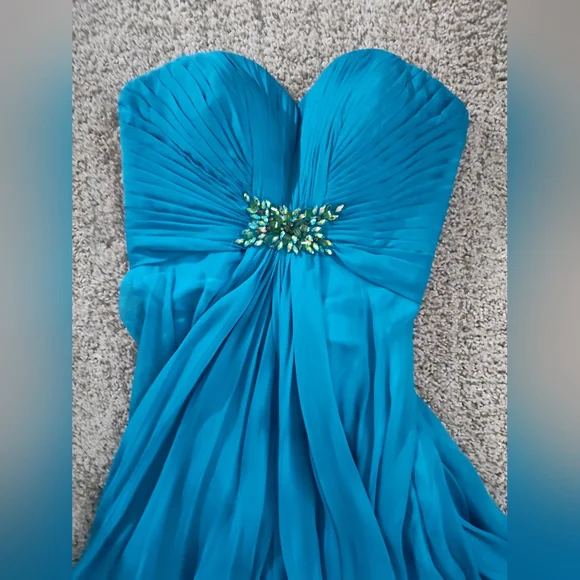 Prom formal full length gown - Picture 6 of 6